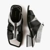 Categories ALL BLACK Footwear | Zippy Lady White